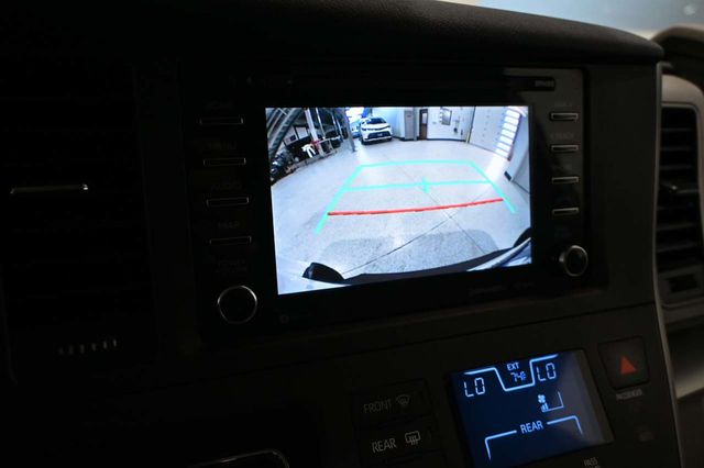 2020 Toyota Sienna LE Mobility FWD 7-Passenger Mobility - 23008611 - 34