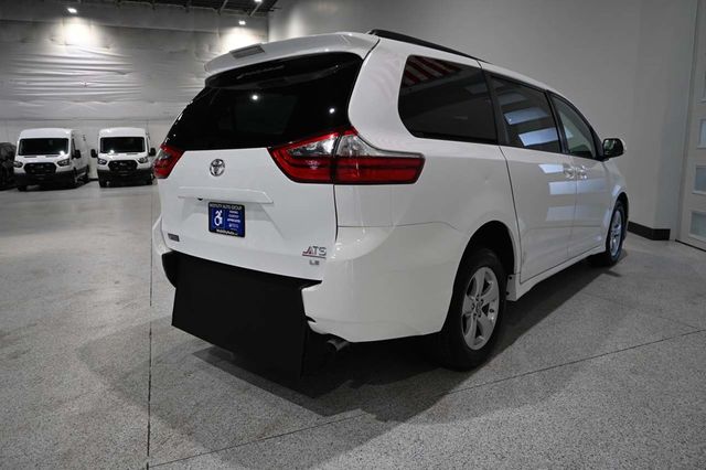 2020 Toyota Sienna LE Mobility FWD 7-Passenger Mobility - 23008611 - 5