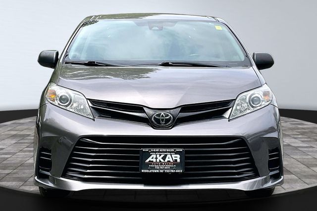 2020 Toyota Sienna L FWD 7-Passenger - 23013630 - 1