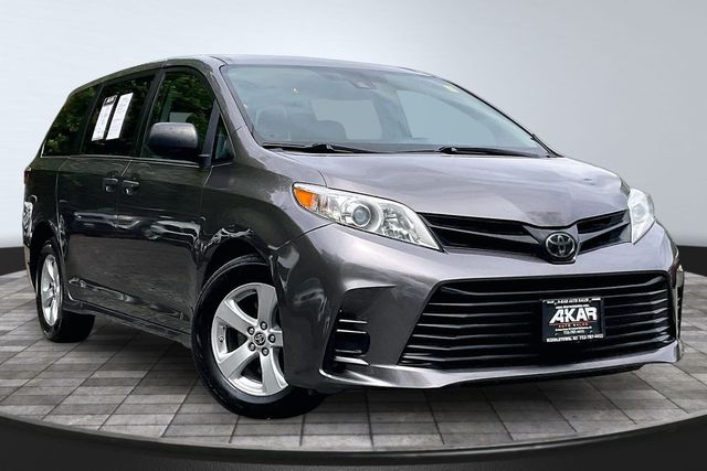 2020 Toyota Sienna L FWD 7-Passenger - 23013630 - 2