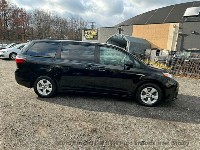 2020 Toyota Sienna L FWD 7-Passenger - 22681934 - 13