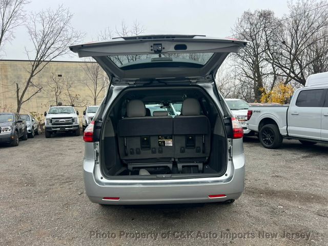 2020 Toyota Sienna L FWD 7-Passenger - 22949839 - 38