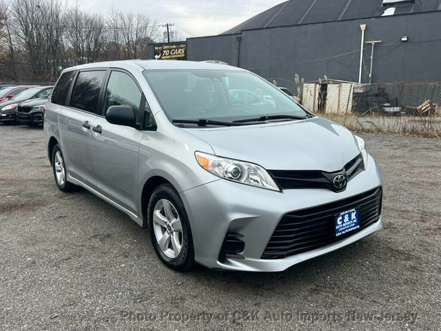 2020 Toyota Sienna L FWD 7-Passenger - 22949839 - 5