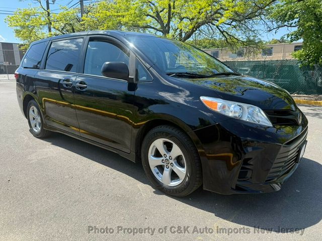 2020 Toyota Sienna L FWD 7-Passenger - 23021603 - 2