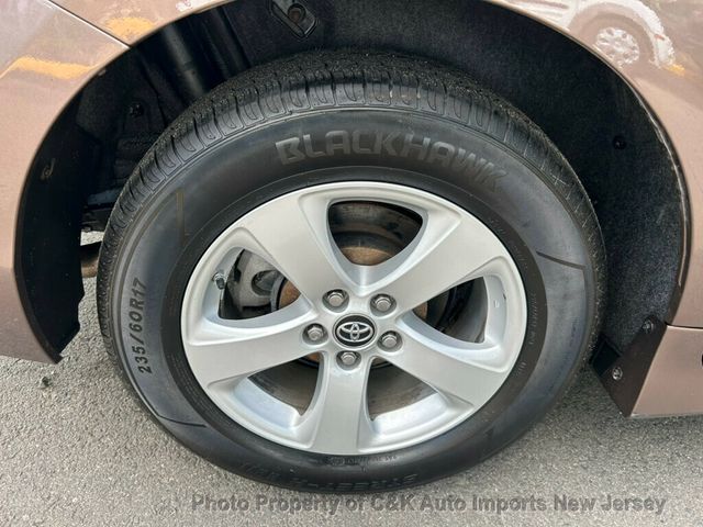 2020 Toyota Sienna L FWD 7-Passenger - 23033775 - 43