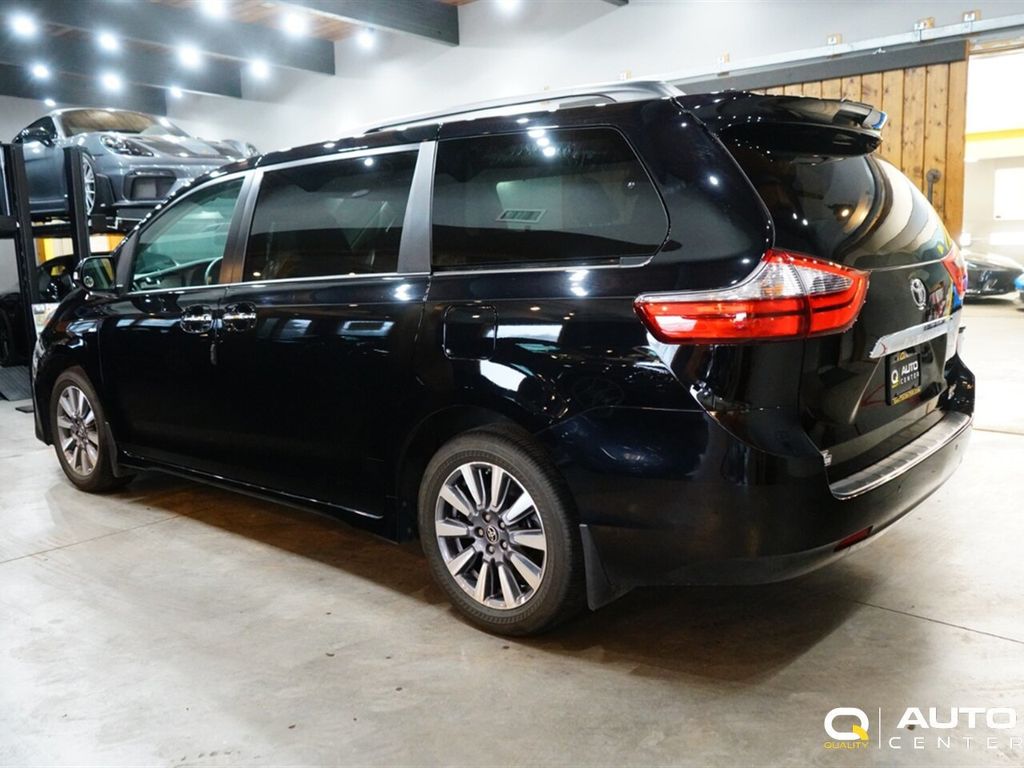 2020 Toyota Sienna Limited Premium AWD 7-Passenger - 22759333 - 6