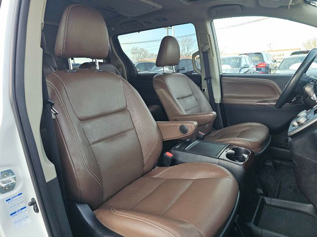 2020 Toyota Sienna Limited Premium AWD 7-Passenger - 22969068 - 16