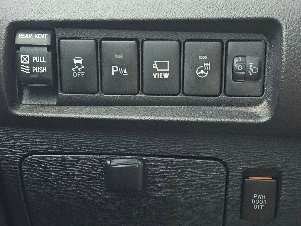 2020 Toyota Sienna Limited Premium AWD 7-Passenger - 22969068 - 33