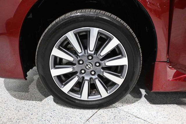 2020 Toyota Sienna Limited Premium FWD 7-Passenger - 23096555 - 11