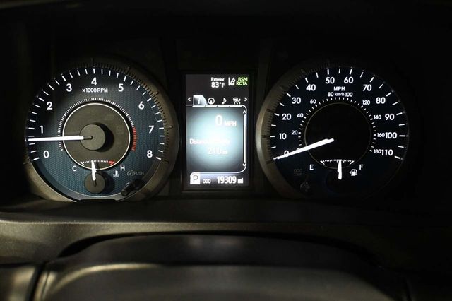 2020 Toyota Sienna Limited Premium FWD 7-Passenger - 23096555 - 38