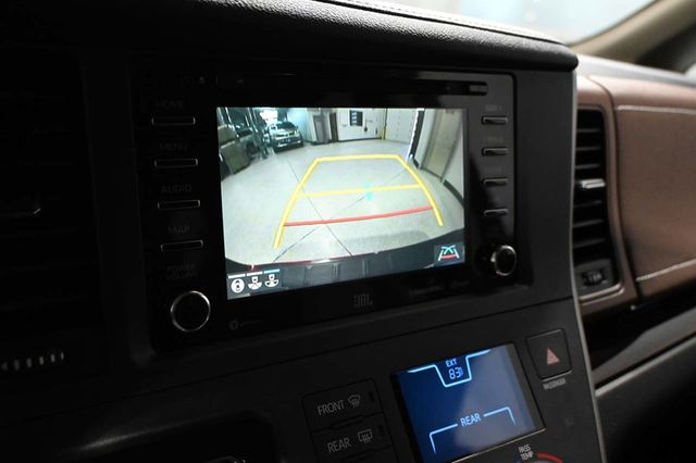 2020 Toyota Sienna Limited Premium FWD 7-Passenger - 23096555 - 39