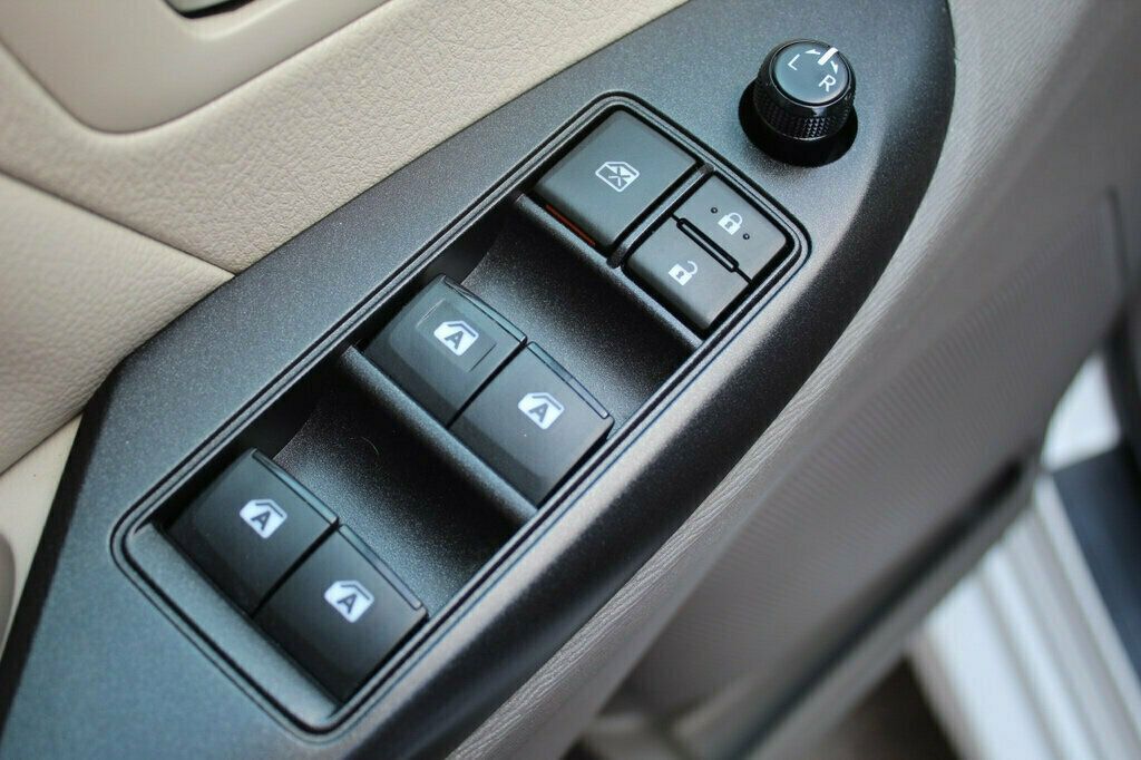 2020 Toyota Sienna LE photo 20