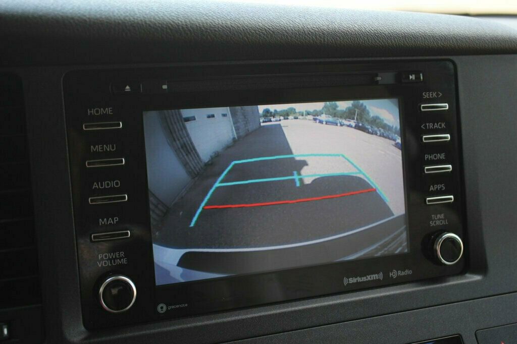 2020 Toyota Sienna LE photo 30