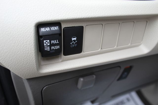 2020 Toyota Sienna ON SALE...AWD XLE LEATHER, MOONROOF NEW  TIRES  - 22870735 - 24