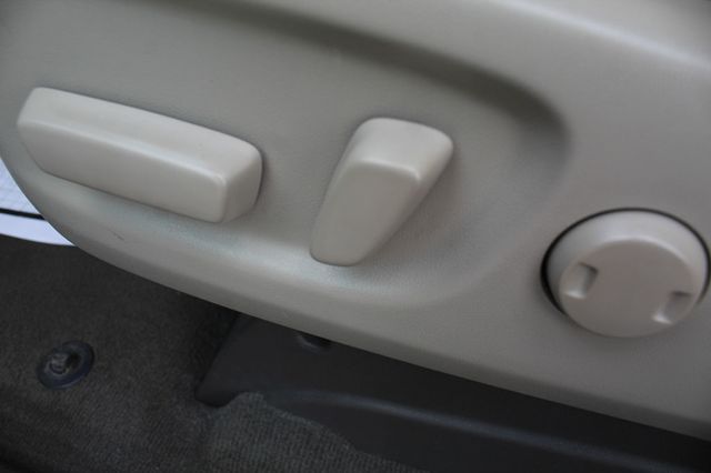 2020 Toyota Sienna ON SALE...AWD XLE LEATHER, MOONROOF NEW  TIRES  - 22870735 - 29