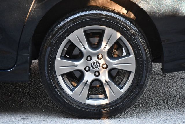 2020 Toyota Sienna SE AWD 7-Passenger - 22958218 - 11