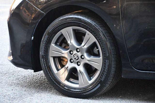 2020 Toyota Sienna SE AWD 7-Passenger - 22958218 - 12