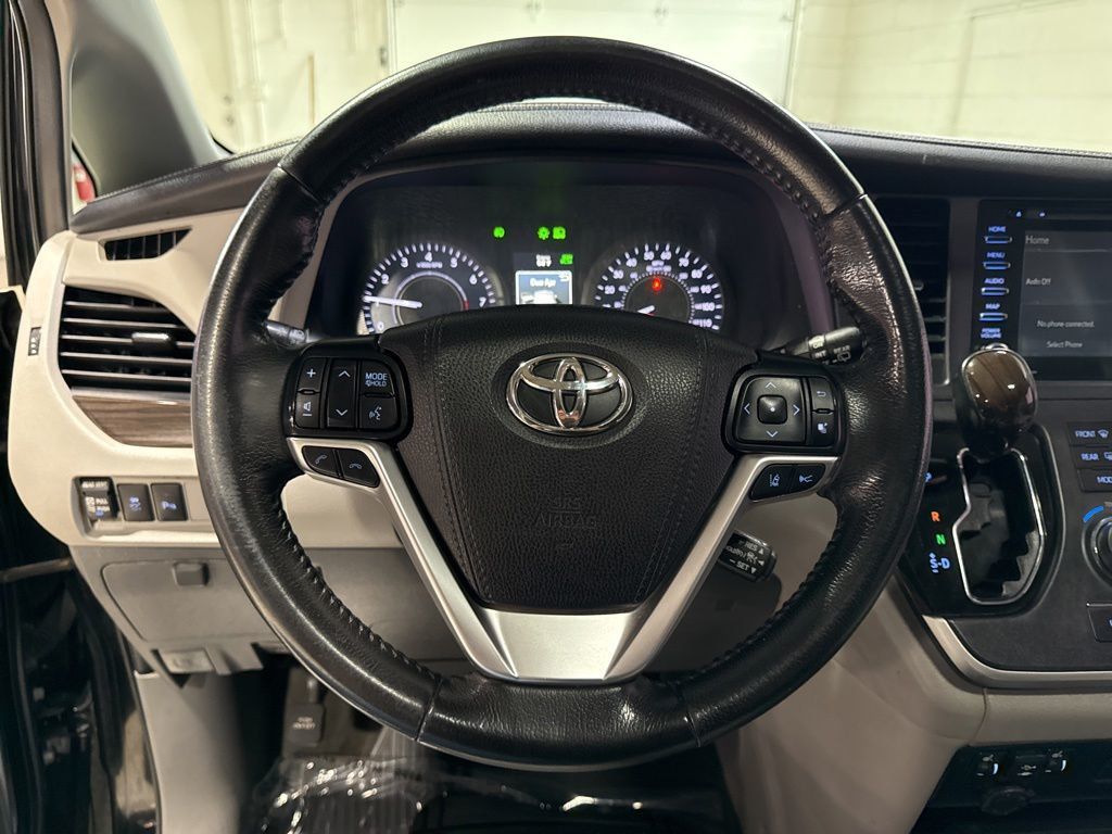 2020 Toyota Sienna XLE Automatic Access Seat FWD 7-Passenger - 23029108 - 10