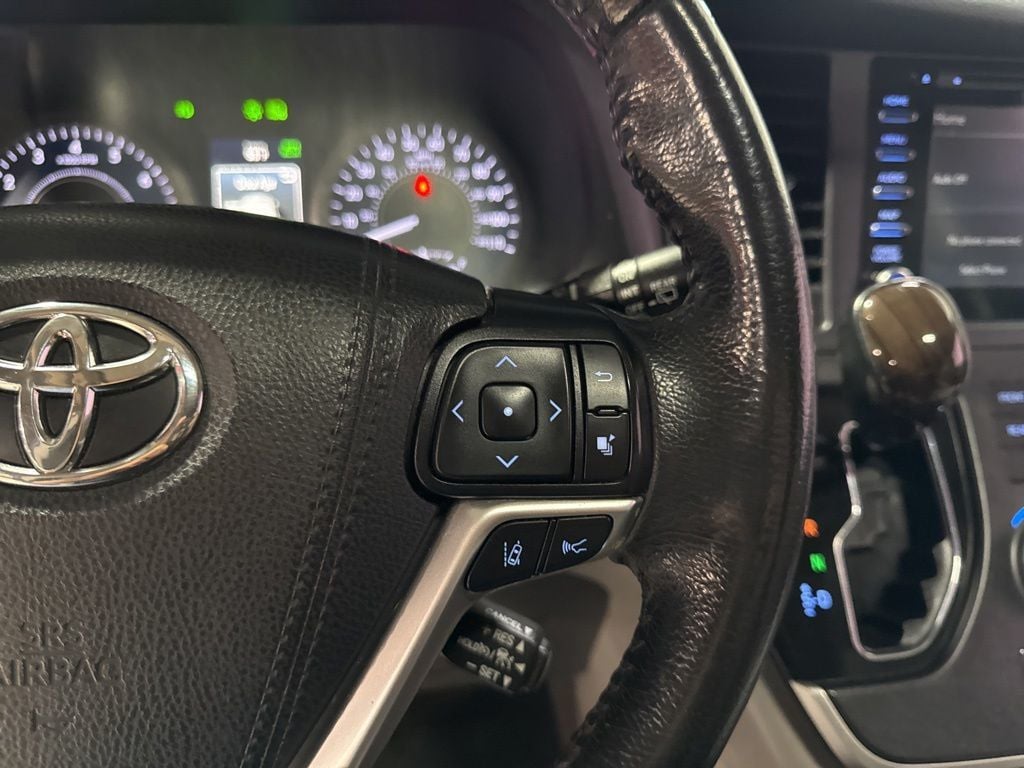 2020 Toyota Sienna XLE Automatic Access Seat FWD 7-Passenger - 23029108 - 11