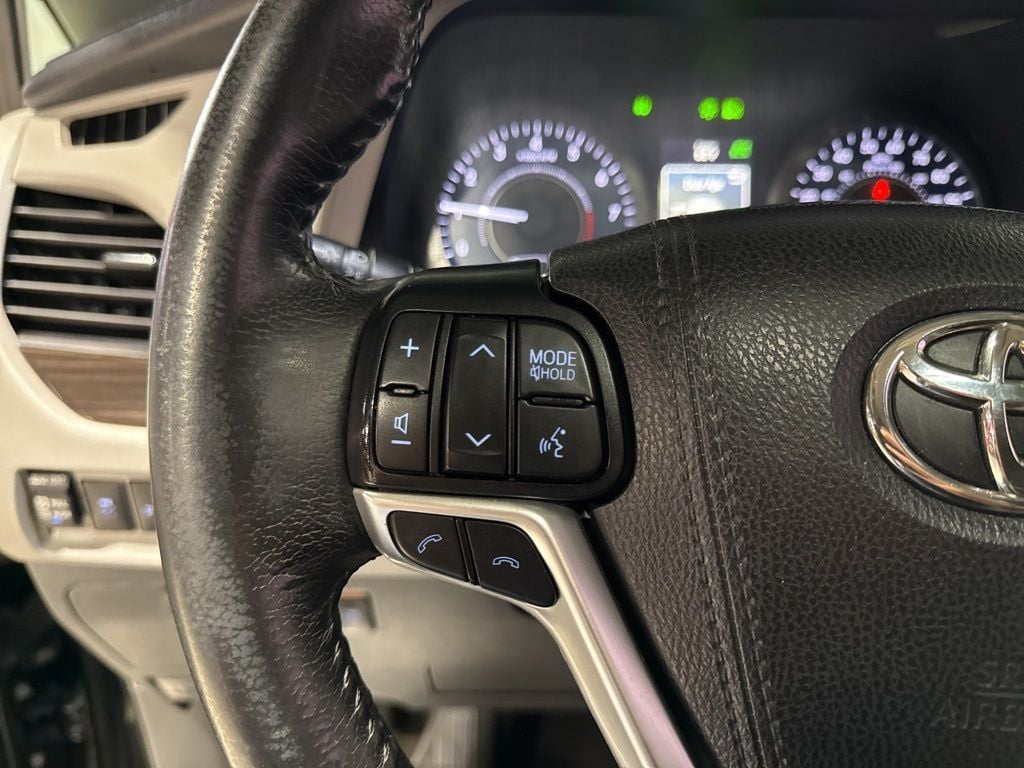 2020 Toyota Sienna XLE Automatic Access Seat FWD 7-Passenger - 23029108 - 12