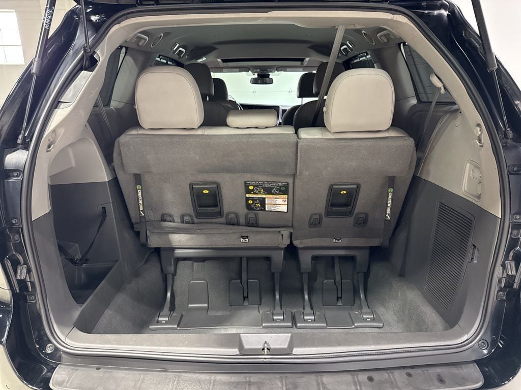 2020 Toyota Sienna XLE Automatic Access Seat FWD 7-Passenger - 23029108 - 34