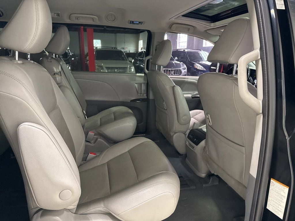 2020 Toyota Sienna XLE Automatic Access Seat FWD 7-Passenger - 23029108 - 37