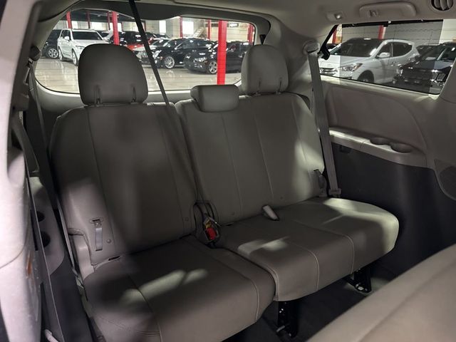 2020 Toyota Sienna XLE Automatic Access Seat FWD 7-Passenger - 23029108 - 40