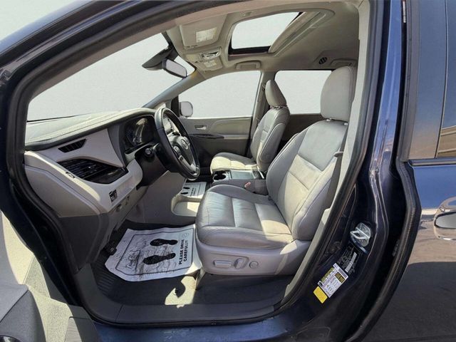 2020 Toyota Sienna XLE Automatic Access Seat FWD 7-Passenger - 23002112 - 13