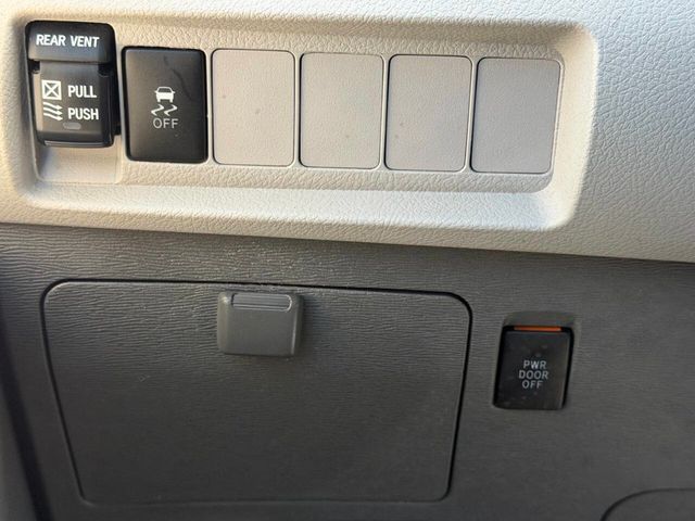 2020 Toyota Sienna XLE Automatic Access Seat FWD 7-Passenger - 23002112 - 35