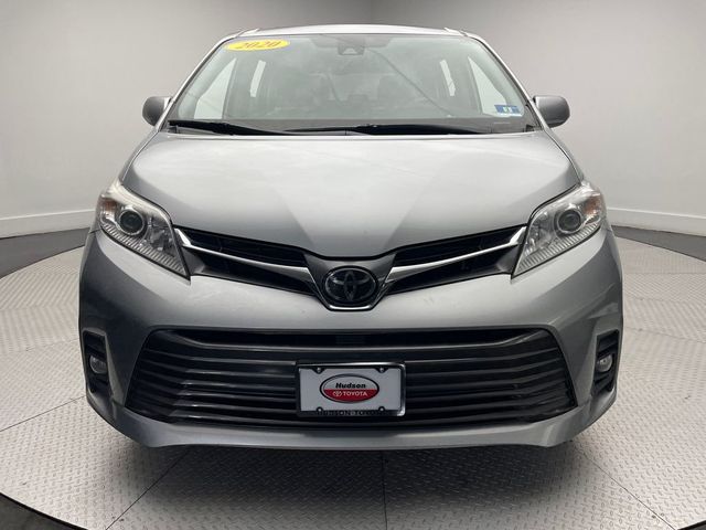 2020 Toyota Sienna XLE AWD 7-Passenger - 22995943 - 1
