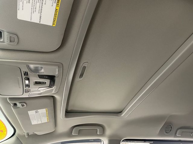 2020 Toyota Sienna XLE AWD 7-Passenger - 22995943 - 29