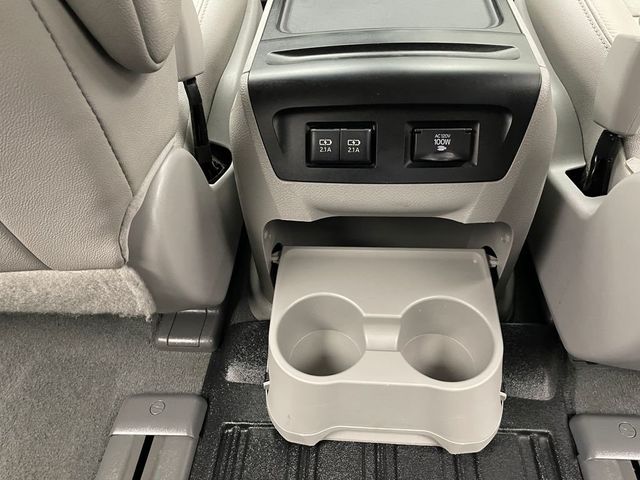 2020 Toyota Sienna XLE AWD 7-Passenger - 22995943 - 36