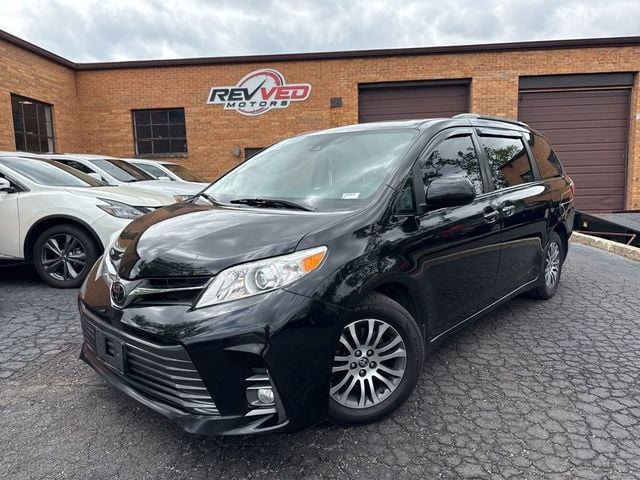 2020 Toyota Sienna XLE FWD 8-Passenger - 23029108 - 0
