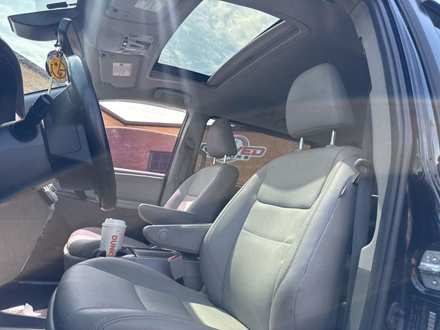 2020 Toyota Sienna XLE FWD 8-Passenger - 23029108 - 4