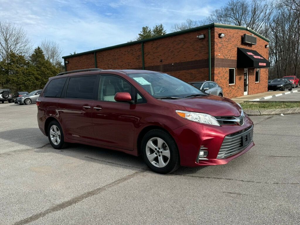 2020 Toyota Sienna XLE FWD 8-Passenger - 22773899 - 9