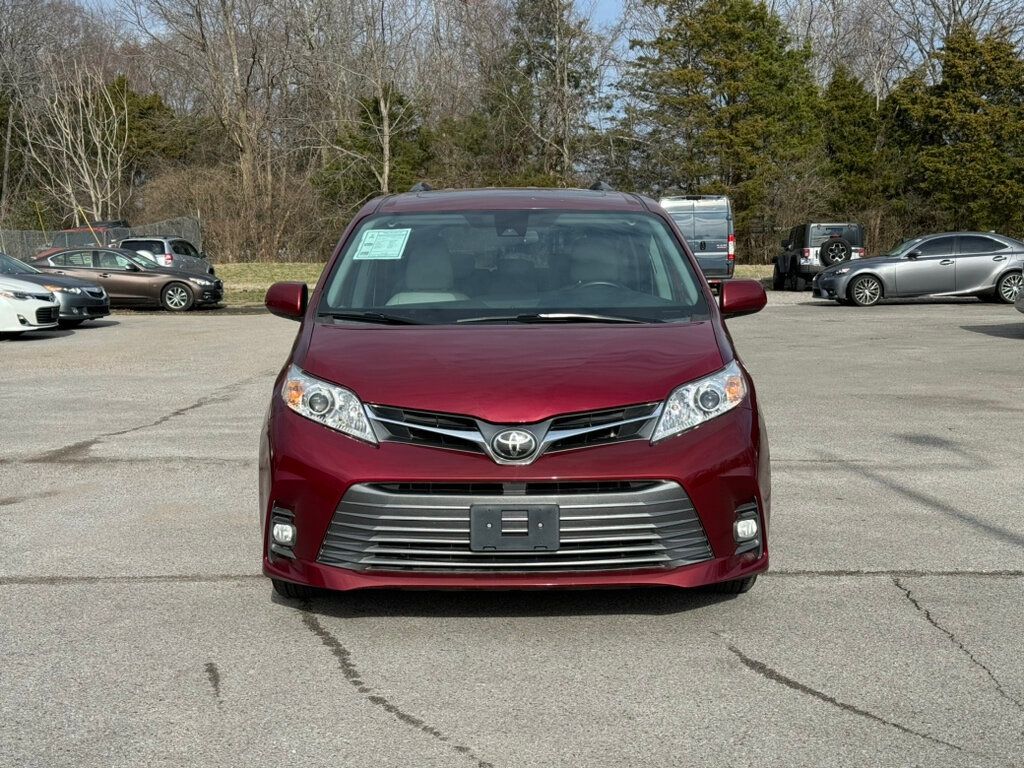 2020 Toyota Sienna XLE FWD 8-Passenger - 22773899 - 1