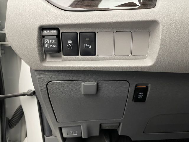 2020 Toyota Sienna XLE Premium AWD 7-Passenger - 23014957 - 20