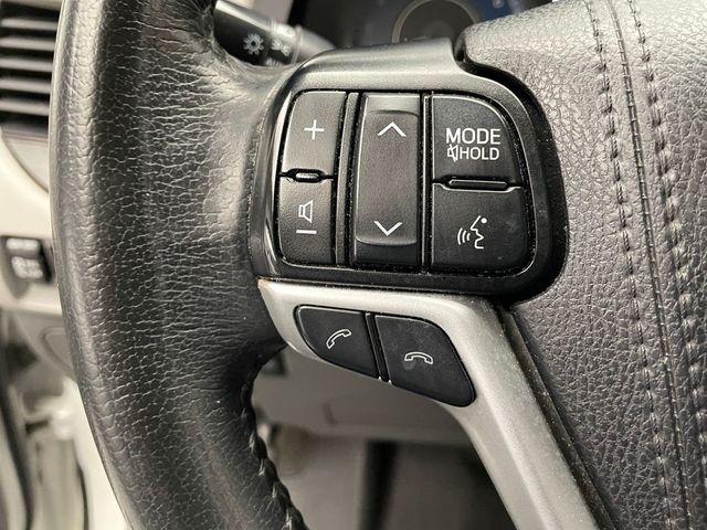 2020 Toyota Sienna XLE Premium AWD 7-Passenger - 23014957 - 22