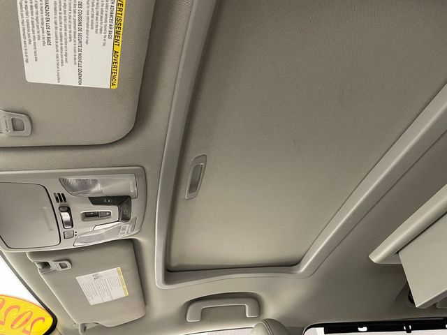 2020 Toyota Sienna XLE Premium AWD 7-Passenger - 23014957 - 31