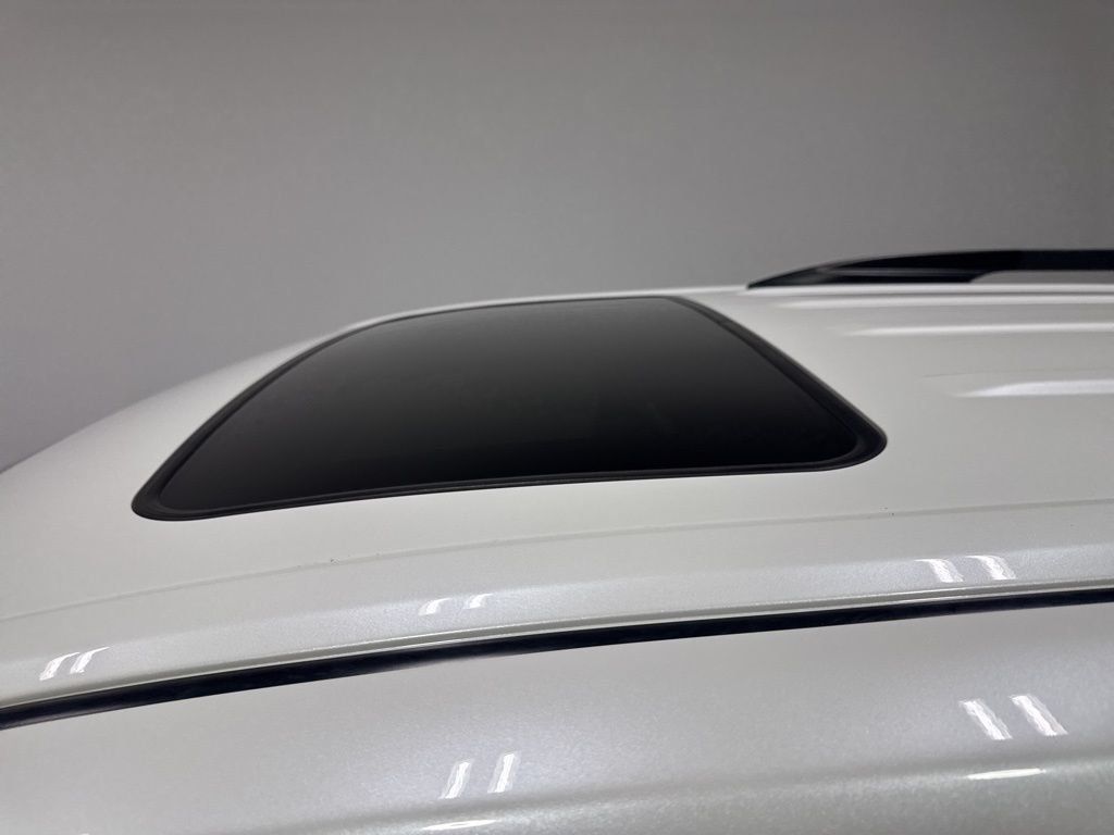 2020 Toyota Sienna XLE Premium FWD 8-Passenger - 22980532 - 9