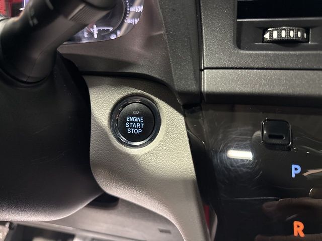 2020 Toyota Sienna XLE Premium FWD 8-Passenger - 22980532 - 15