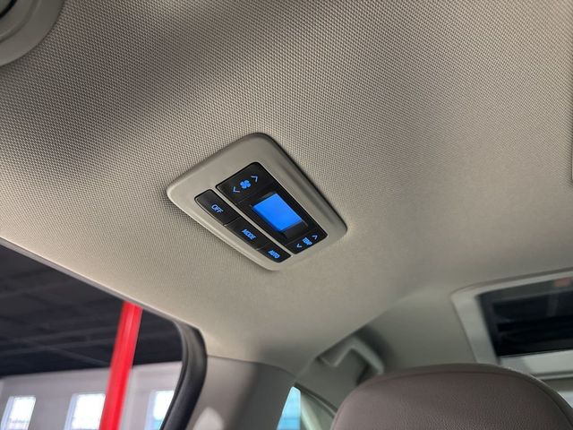 2020 Toyota Sienna XLE Premium FWD 8-Passenger - 22980532 - 40