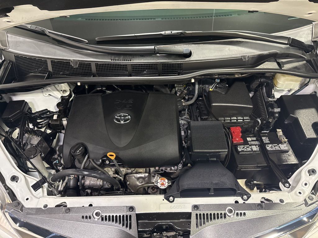 2020 Toyota Sienna XLE Premium FWD 8-Passenger - 22980532 - 59