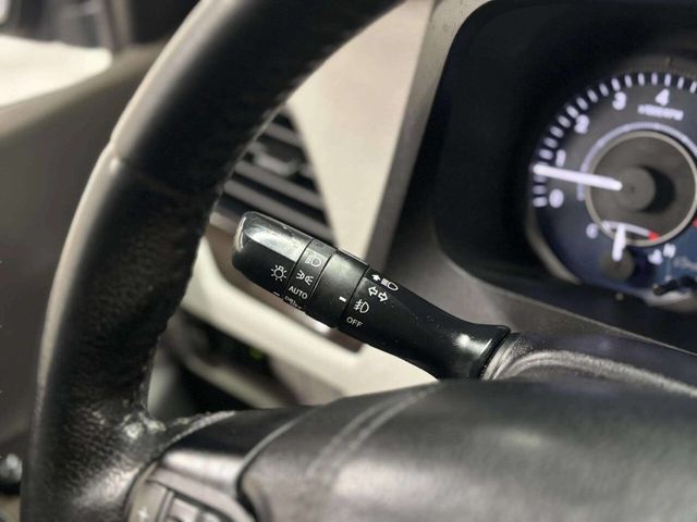 2020 Toyota Sienna XLE Premium FWD 8-Passenger - 22982313 - 35