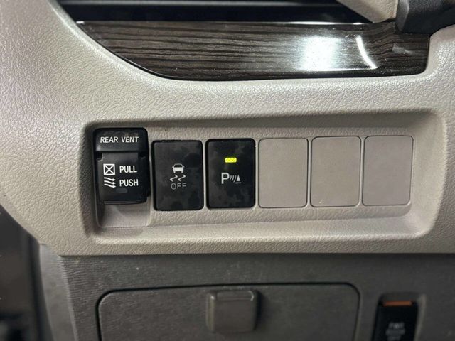 2020 Toyota Sienna XLE Premium FWD 8-Passenger - 22982313 - 39