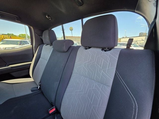 2020 Toyota Tacoma  - 22887595 - 19