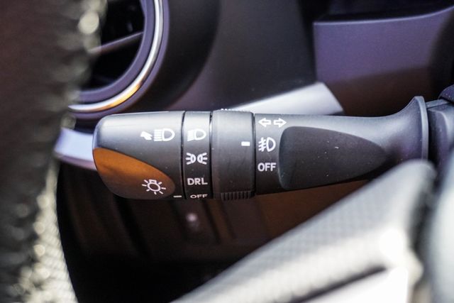 2020 Toyota Tacoma 2WD SR5 Double Cab 5' Bed I4 AT (Natl) - 22966188 - 16