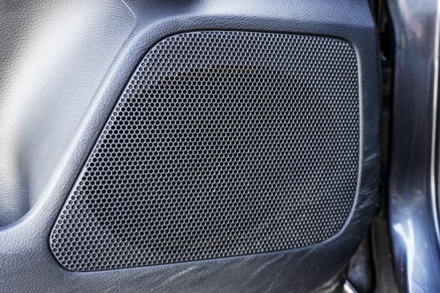 2020 Toyota Tacoma 2WD SR5 Double Cab 5' Bed I4 AT (Natl) - 22966188 - 18