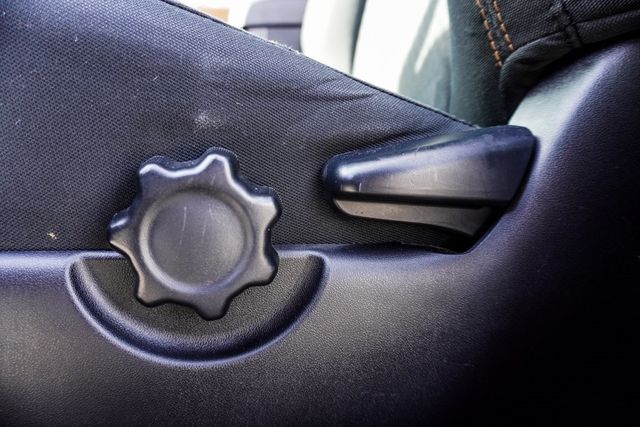 2020 Toyota Tacoma 2WD SR5 Double Cab 5' Bed I4 AT (Natl) - 22966188 - 6