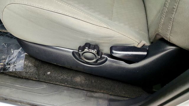 2020 Toyota Tacoma 2WD SR5 Double Cab 5' Bed I4 AT (Natl) - 23013603 - 10